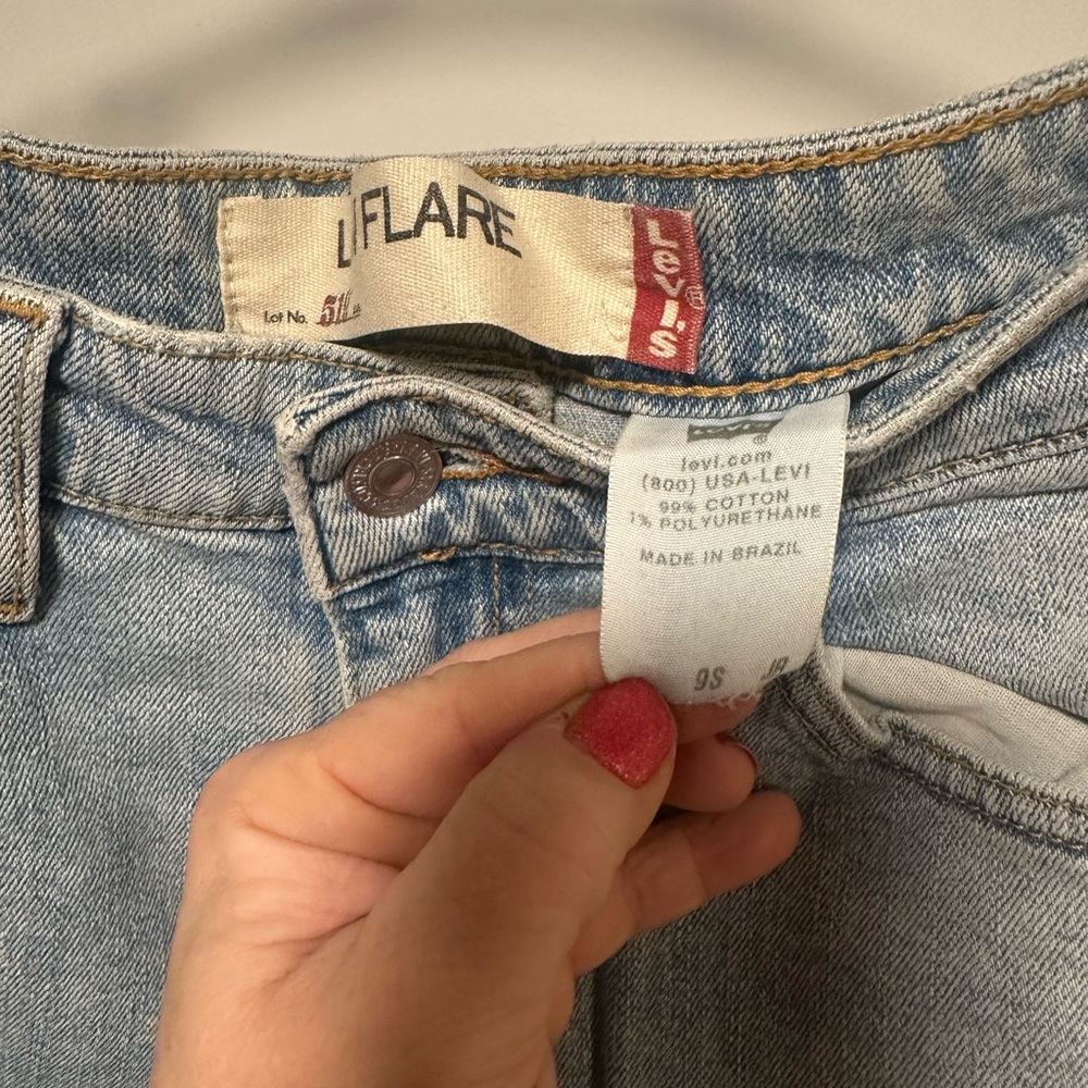 Levi's 519 Light Wash Flare Jeans - Women's